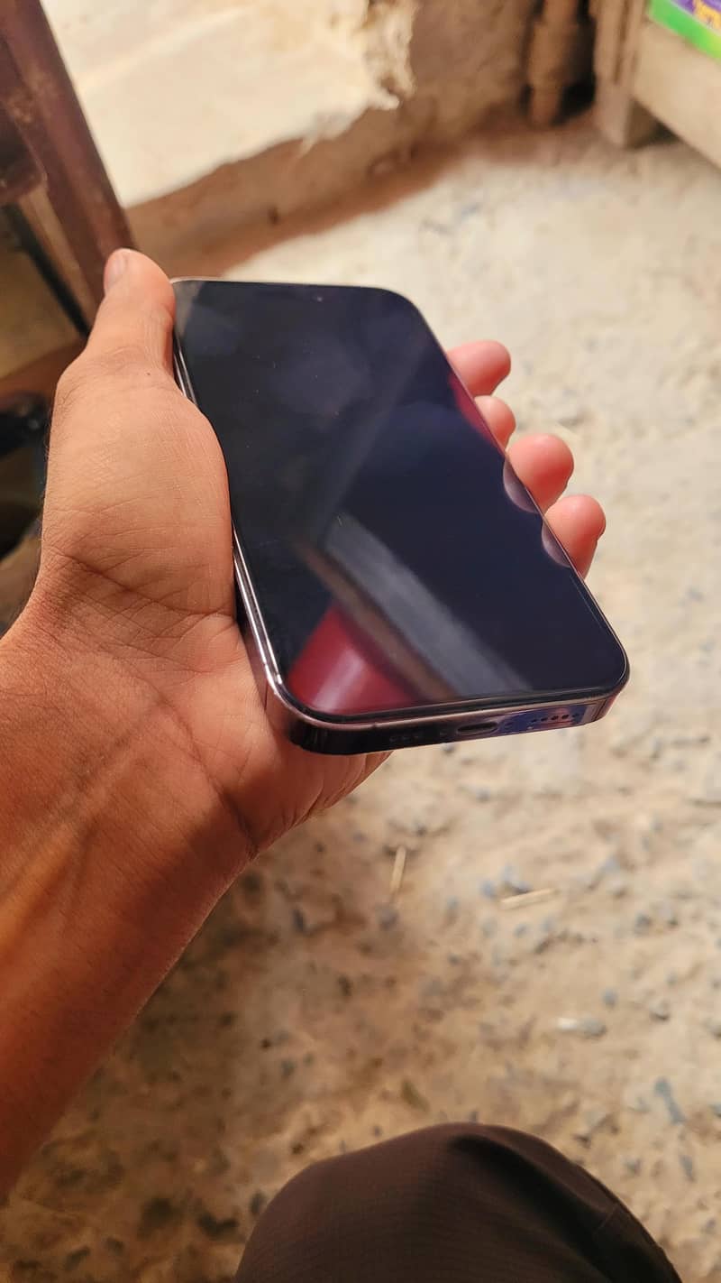 iphon 14 pro 2