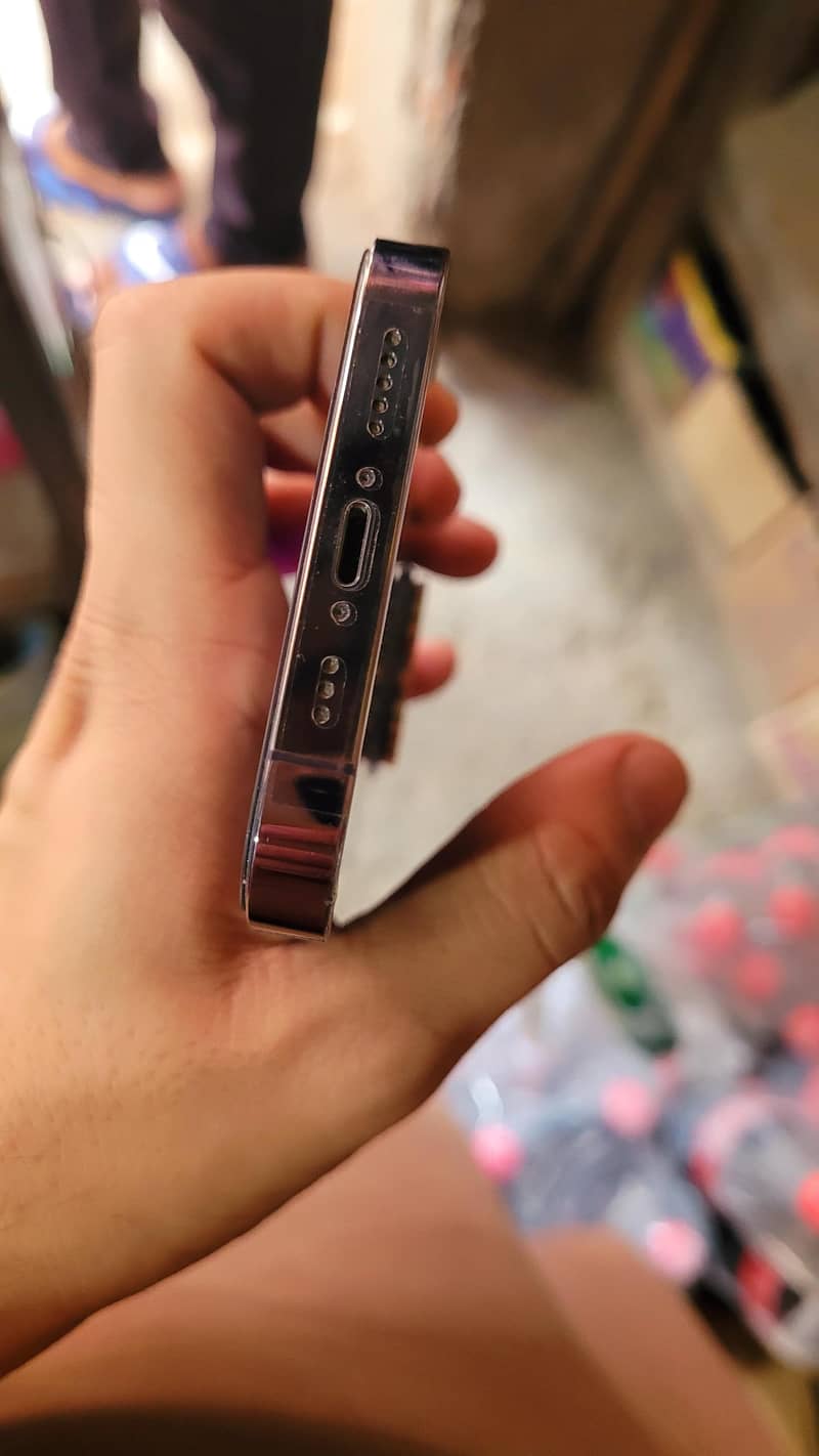 iphon 14 pro 7