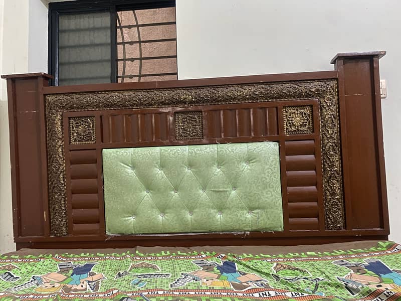King size bed 4