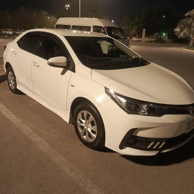 Special edition 1.3 super white colour 2 piece touch up mobile