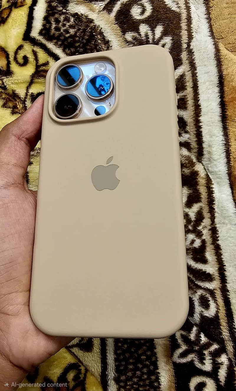 Apple iPhone 16 Pro 3