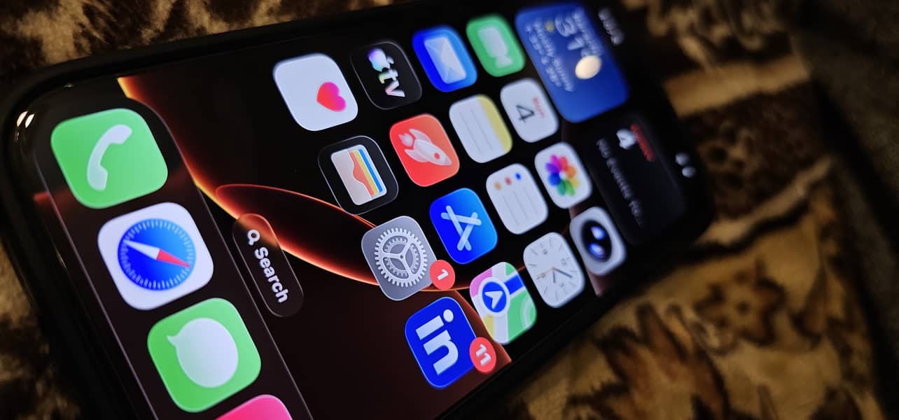 Apple iPhone 16 Pro 10