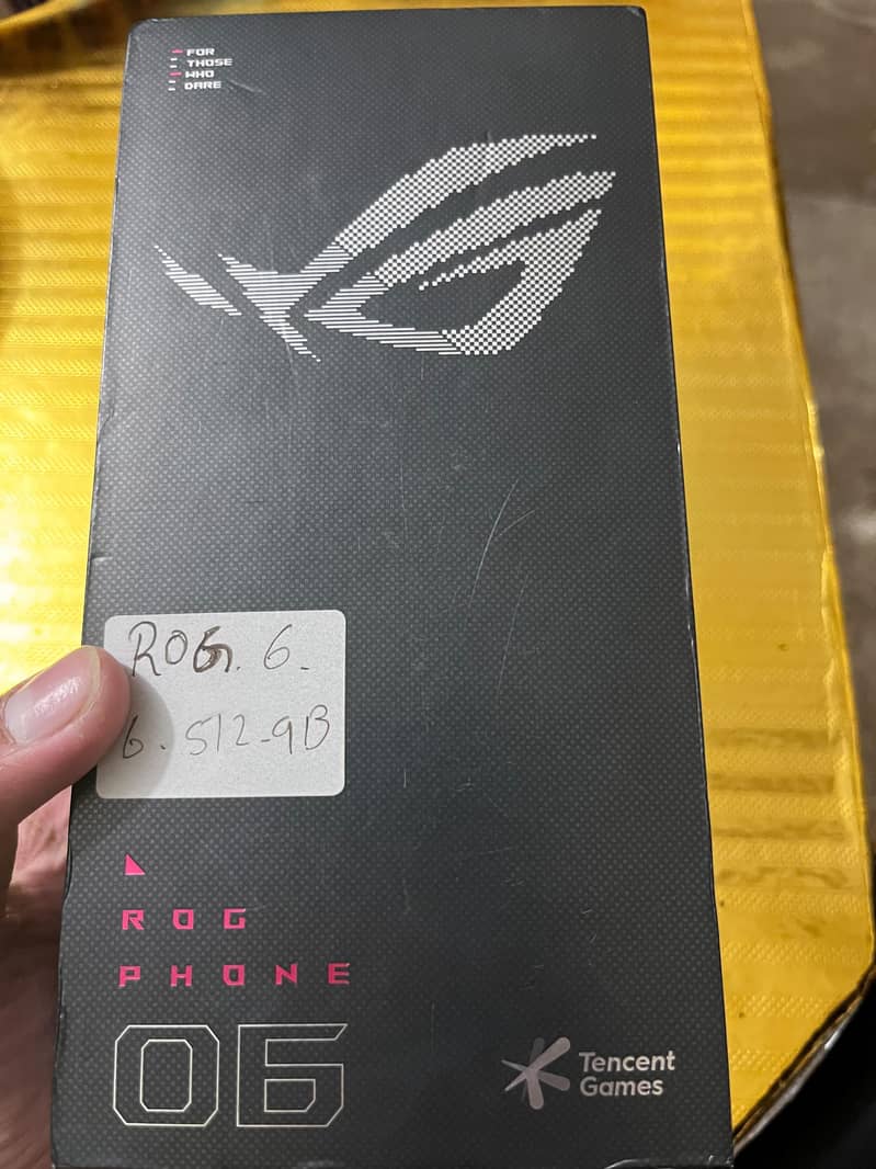 Asus ROG  6 1