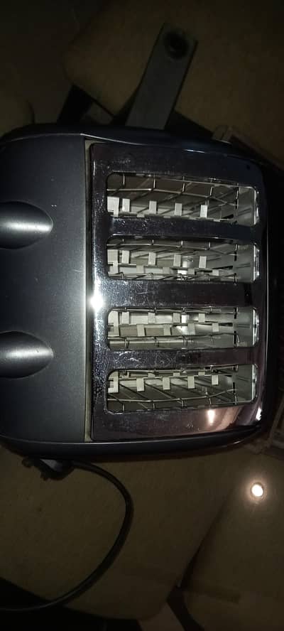 Delonghi uk 4 slices toaster