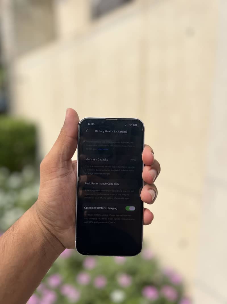 Apple iPhone 14 3