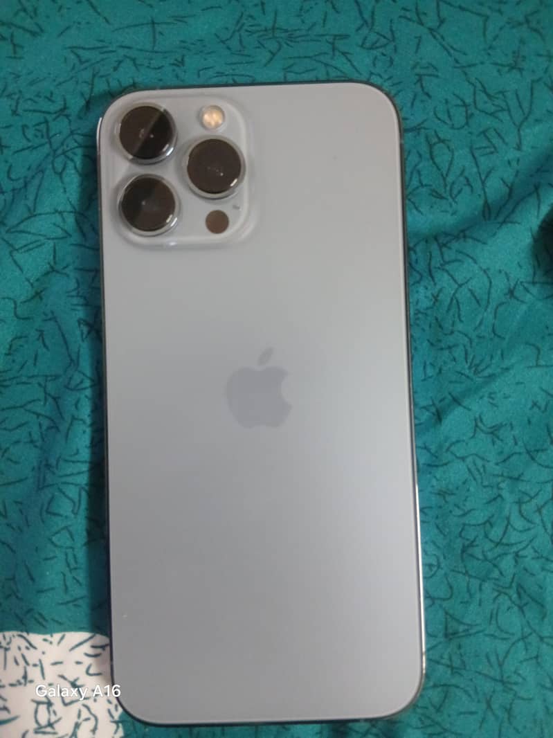 Apple iPhone 13 Pro Max 0
