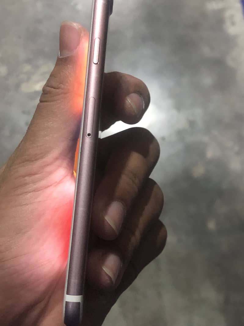 Apple iPhone 7 10/10 3