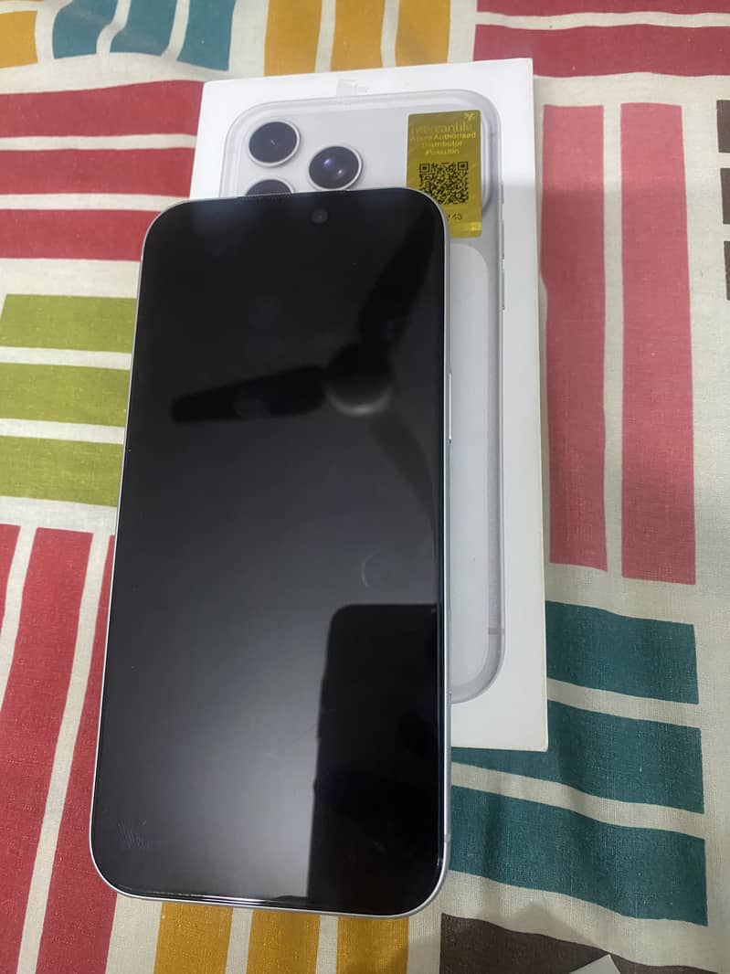 Apple iPhone 17 Pro Max 2