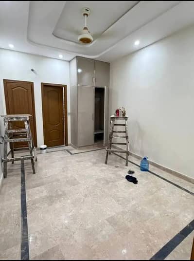 05 Marla 2ND Floor New Available For Rent (New Iqbal Park)