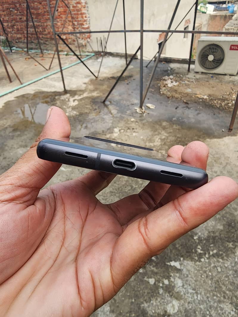 Google Pixel 7a 2
