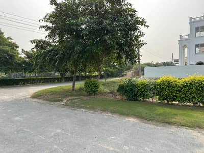 2 Kanal Prime Corner Plot for Sale in Engineers Town, Sector A