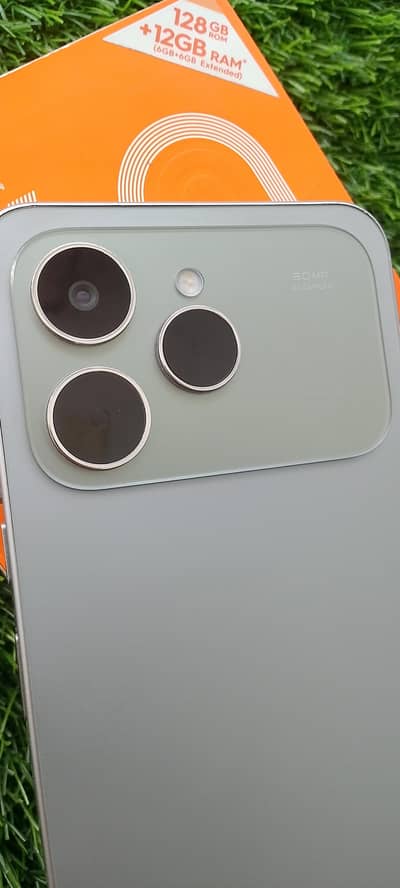 Tecno Spark 40