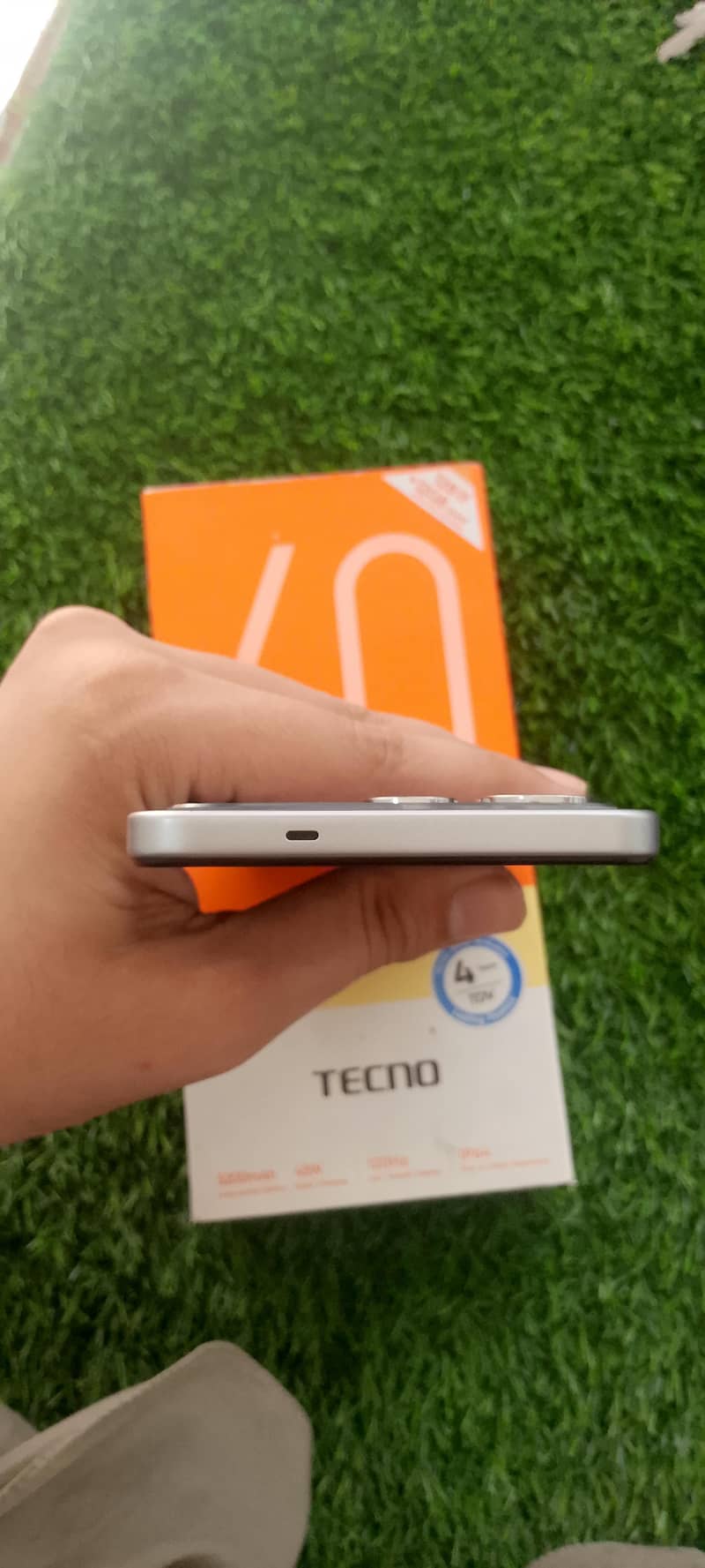 Tecno Spark 40 1