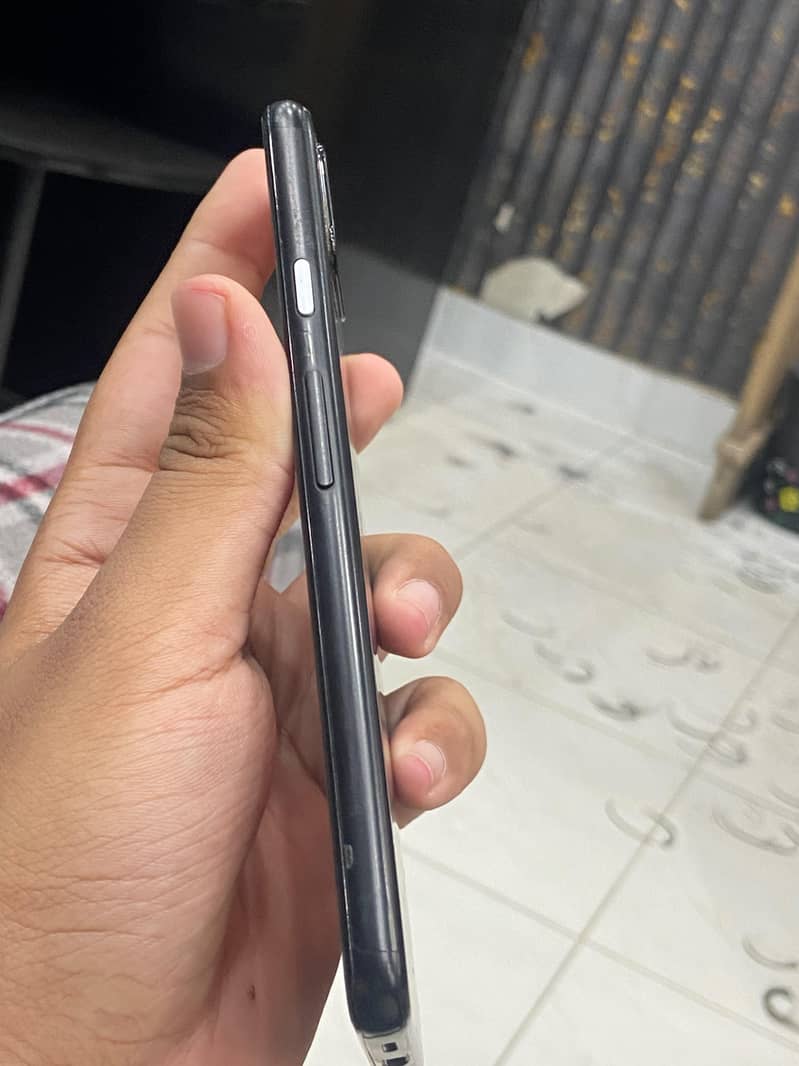 Google Pixel 4a 3