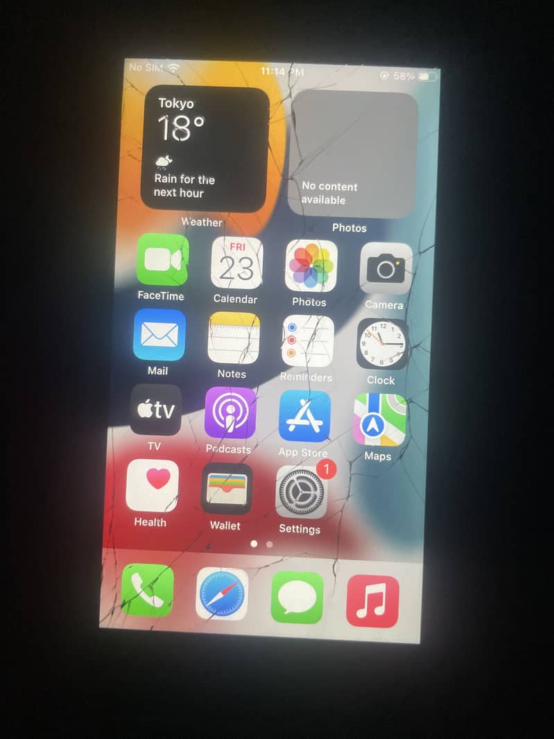 Apple iPhone 7 3