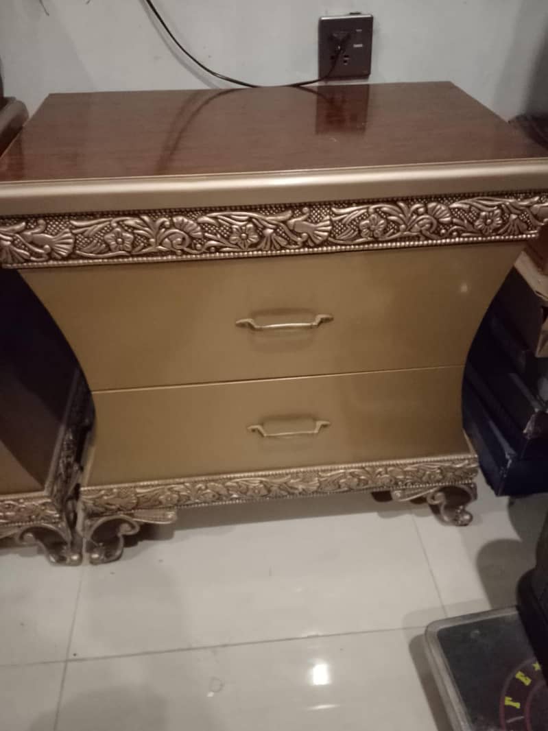 bed set  side table dreser 2