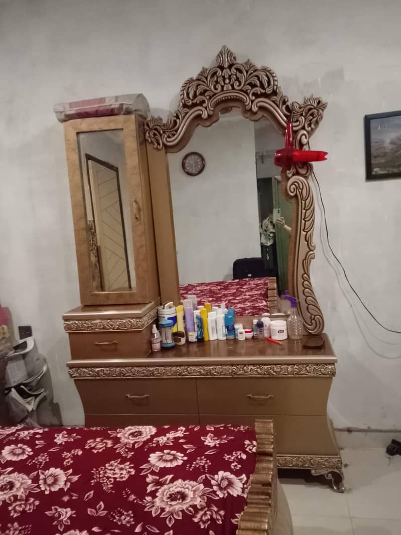 bed set  side table dreser 3
