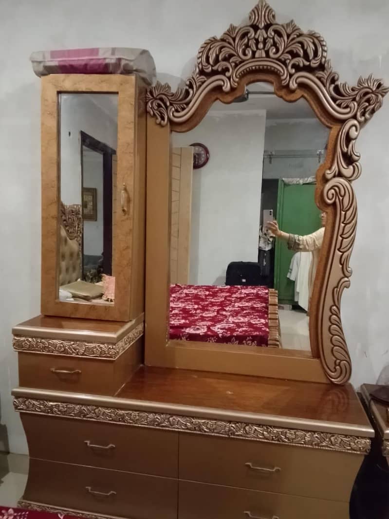 bed set  side table dreser 4