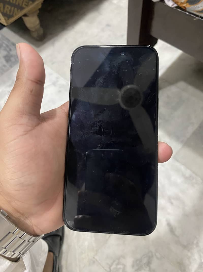 Apple iPhone 14 Pro Max 3