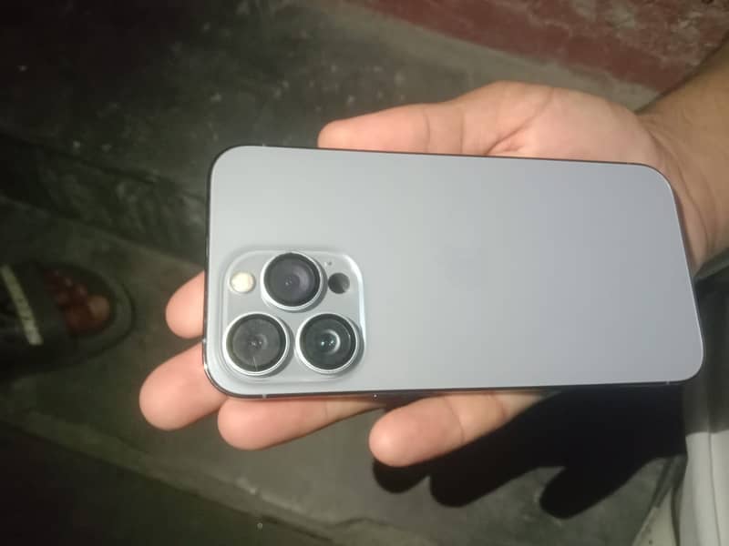 Apple iPhone XR 1
