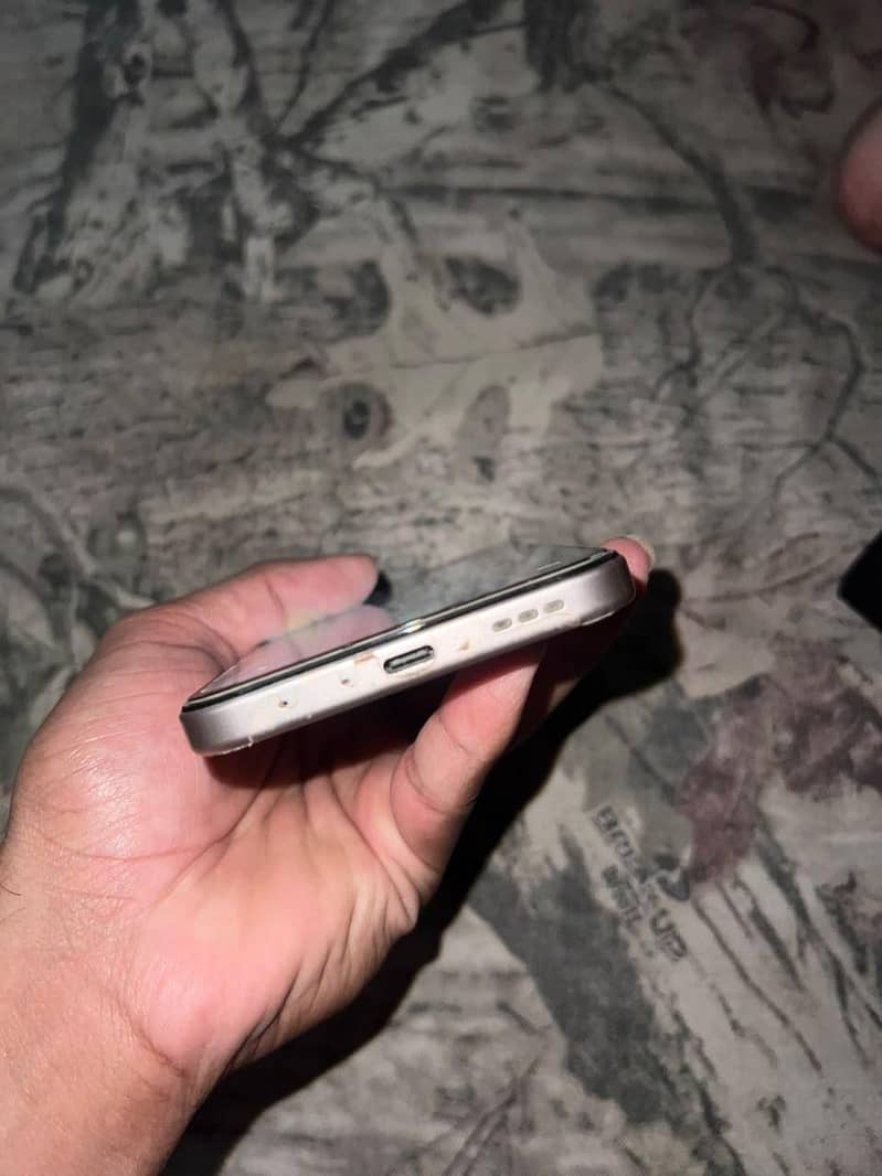 OPPO A6 2