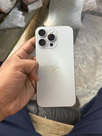 Apple iPhone 15 Pro Max