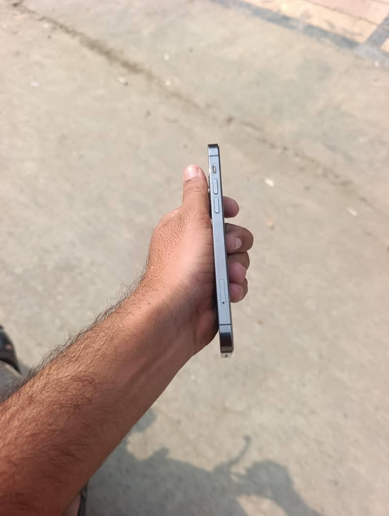 Apple iPhone 12 Pro 7