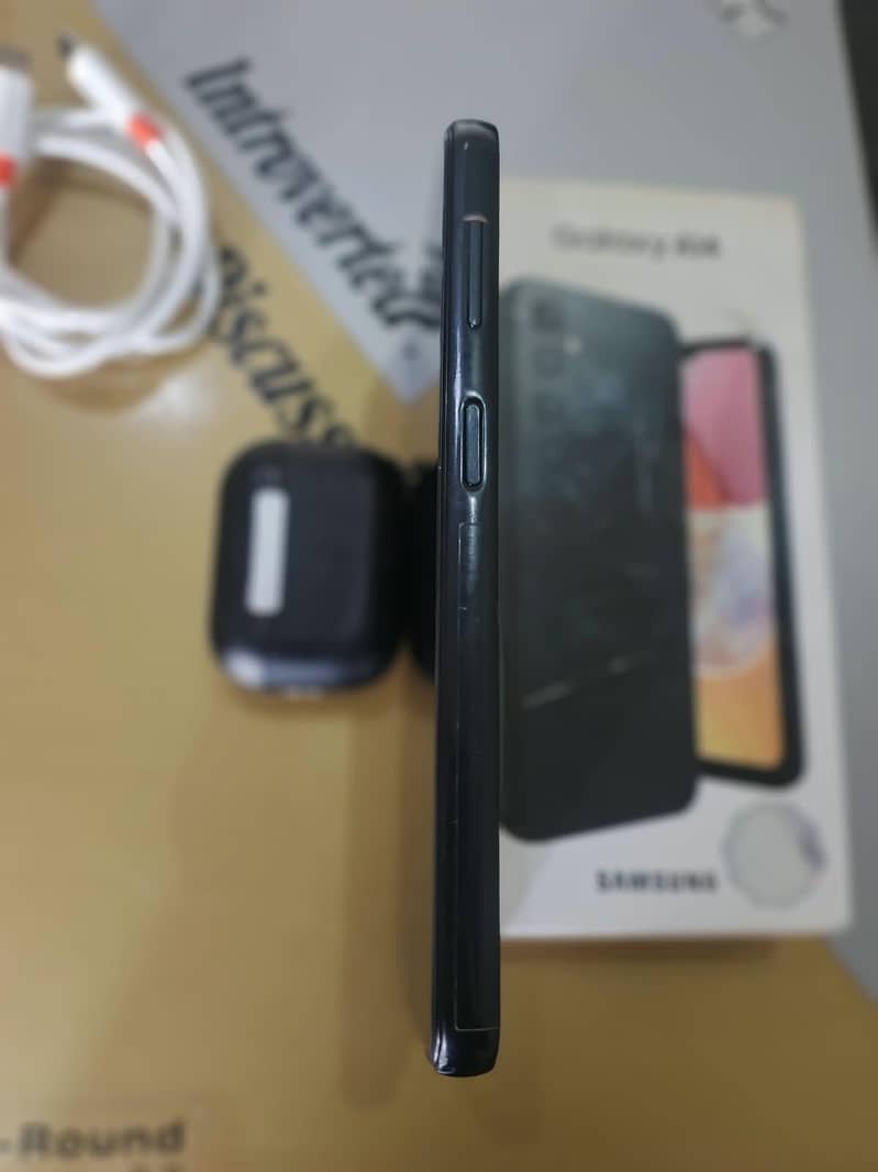 Samsung Mobile A14 6