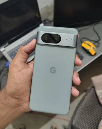 Google Pixel 8