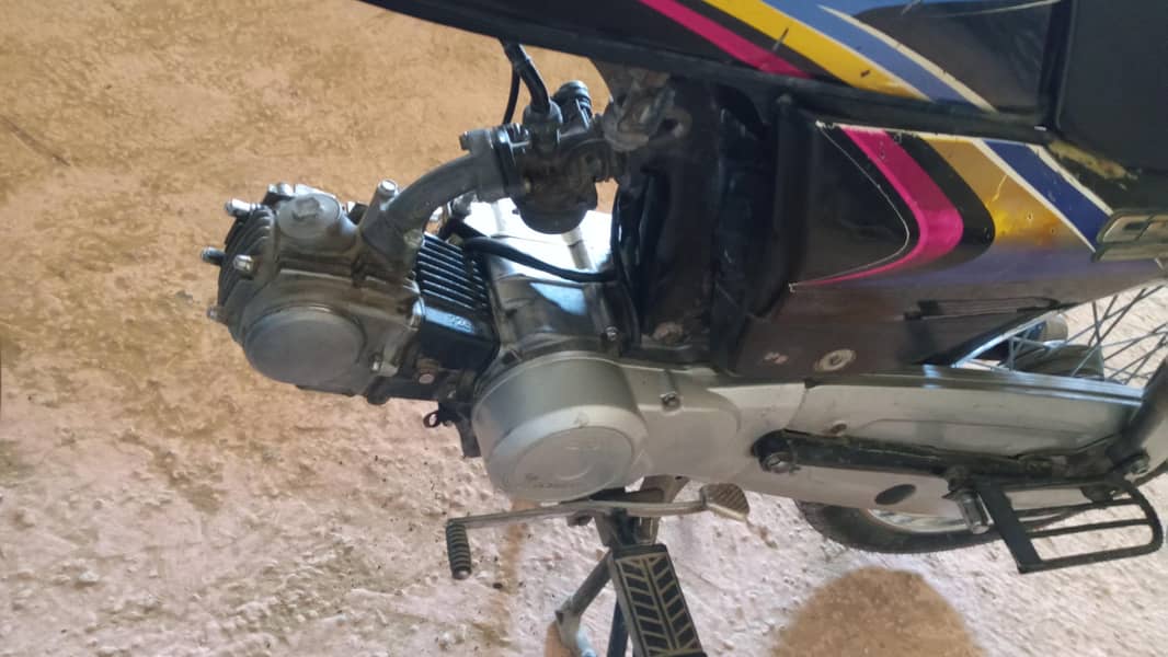 Honda baike CD 70 2