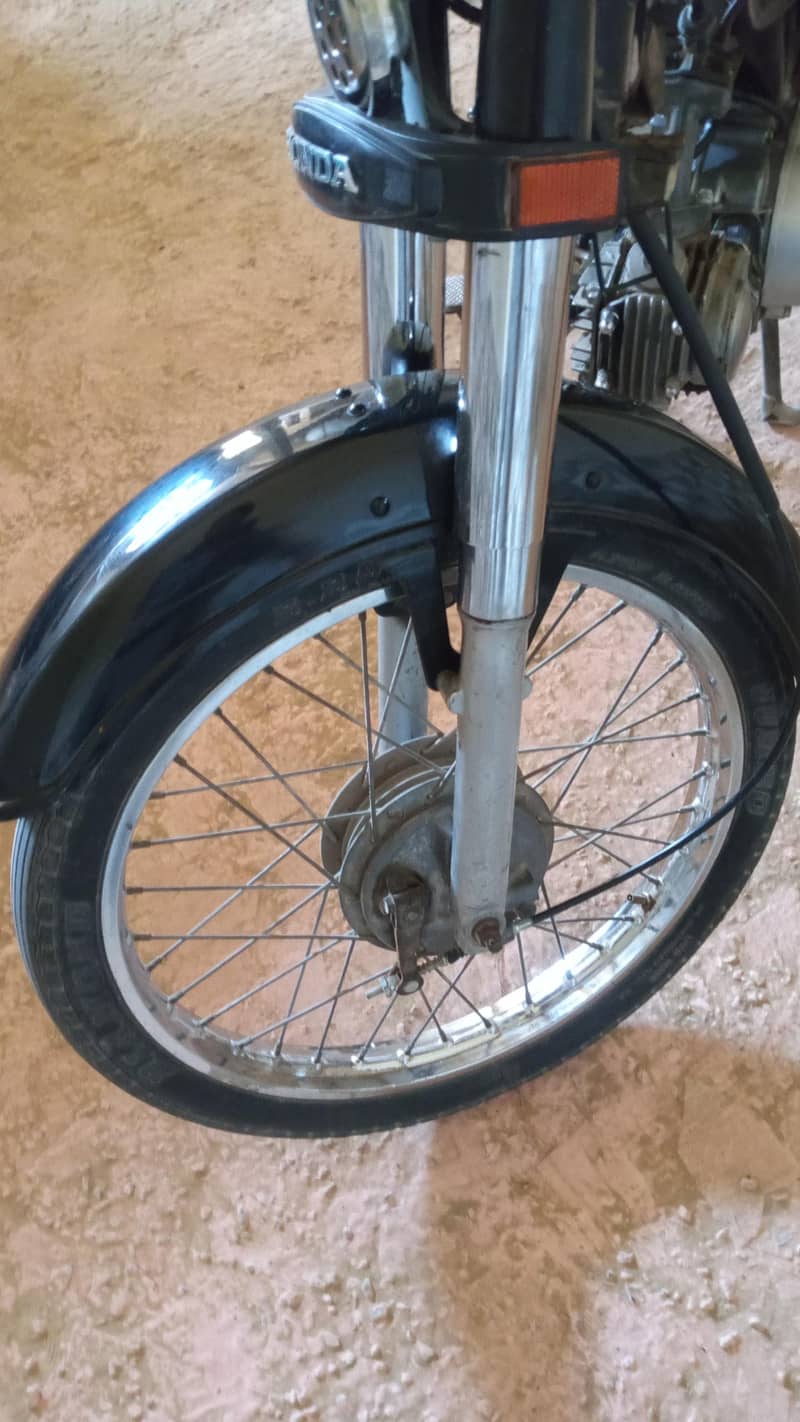 Honda baike CD 70 3