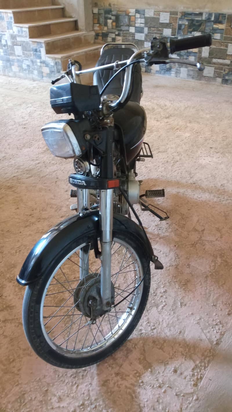 Honda baike CD 70 4