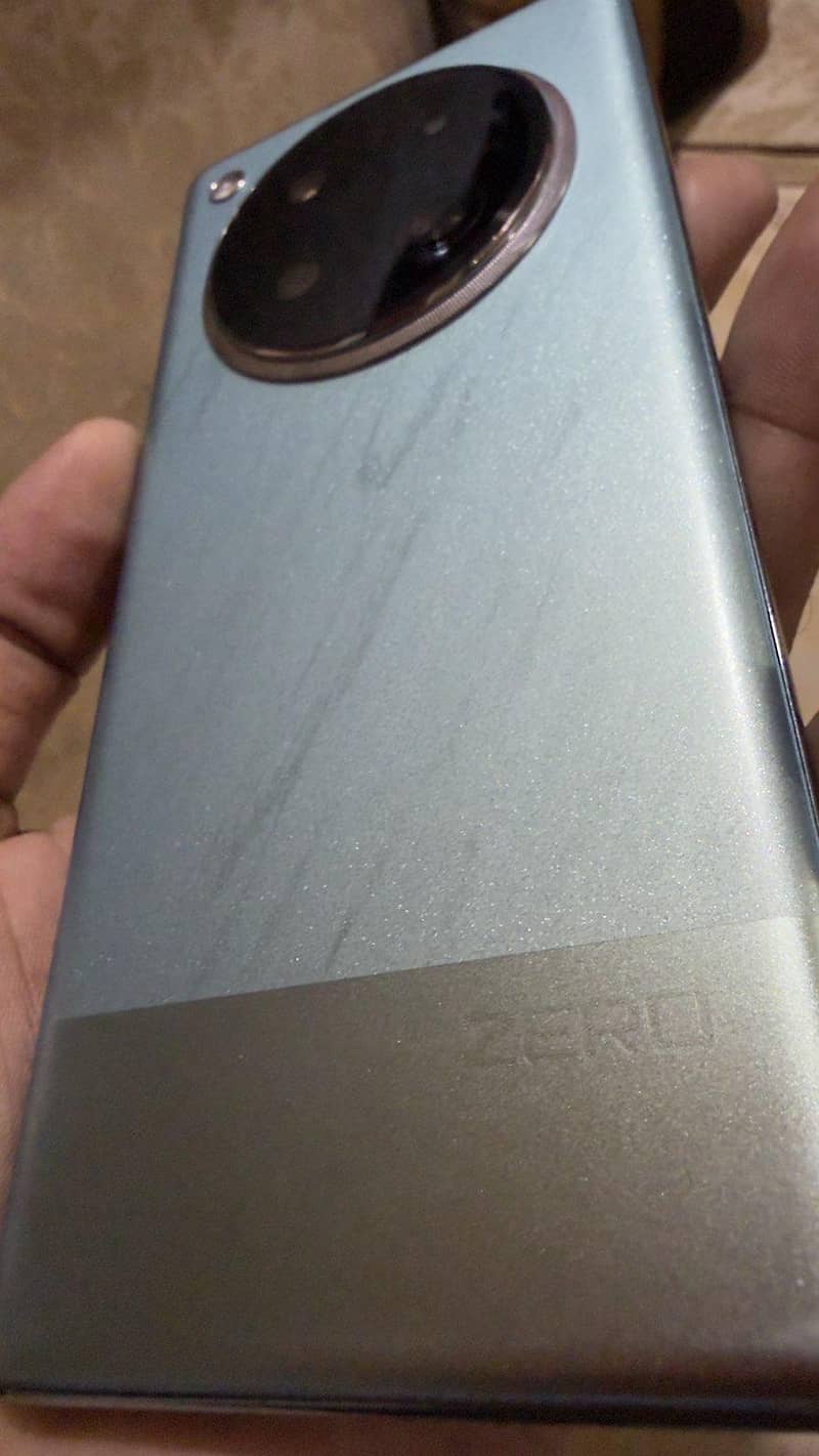 Infinix Zero 40 5