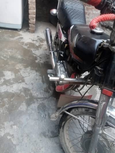 United 125 zero meters best baick just bay kary or chlay urgent sail