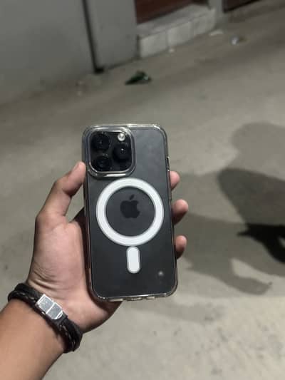 Apple iPhone 14 Pro jv