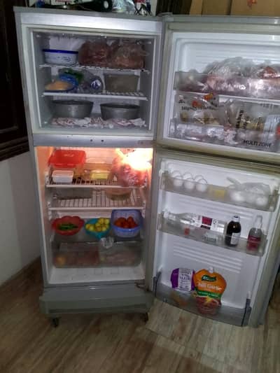 USED FRIDGE FOR SALE @ AKHTAR COLONY