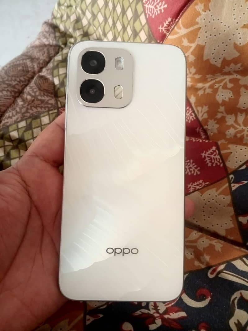 OPPO A6s 0