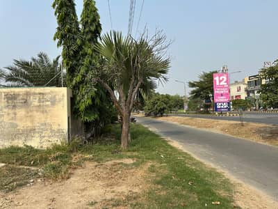 2 Kanal Single-Story Semi-Commercial House for Sale in Valencia Town, Lahore