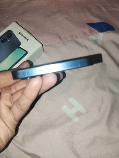 Samsung Mobile A06