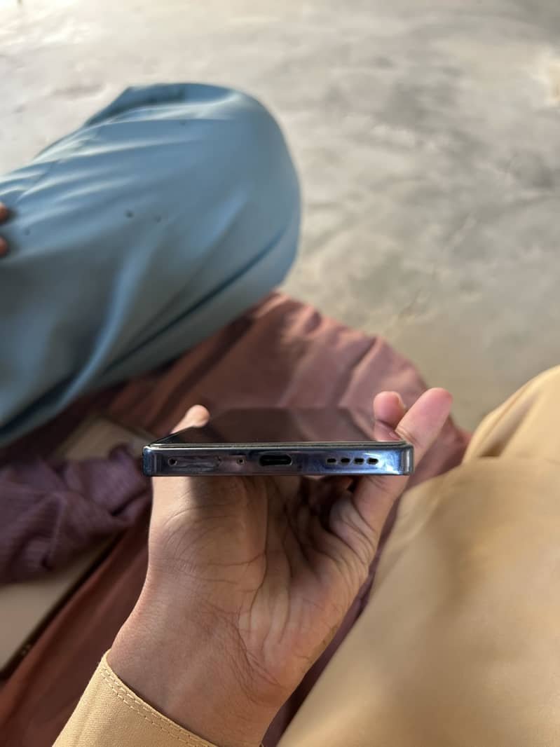 Infinix Note 40 5
