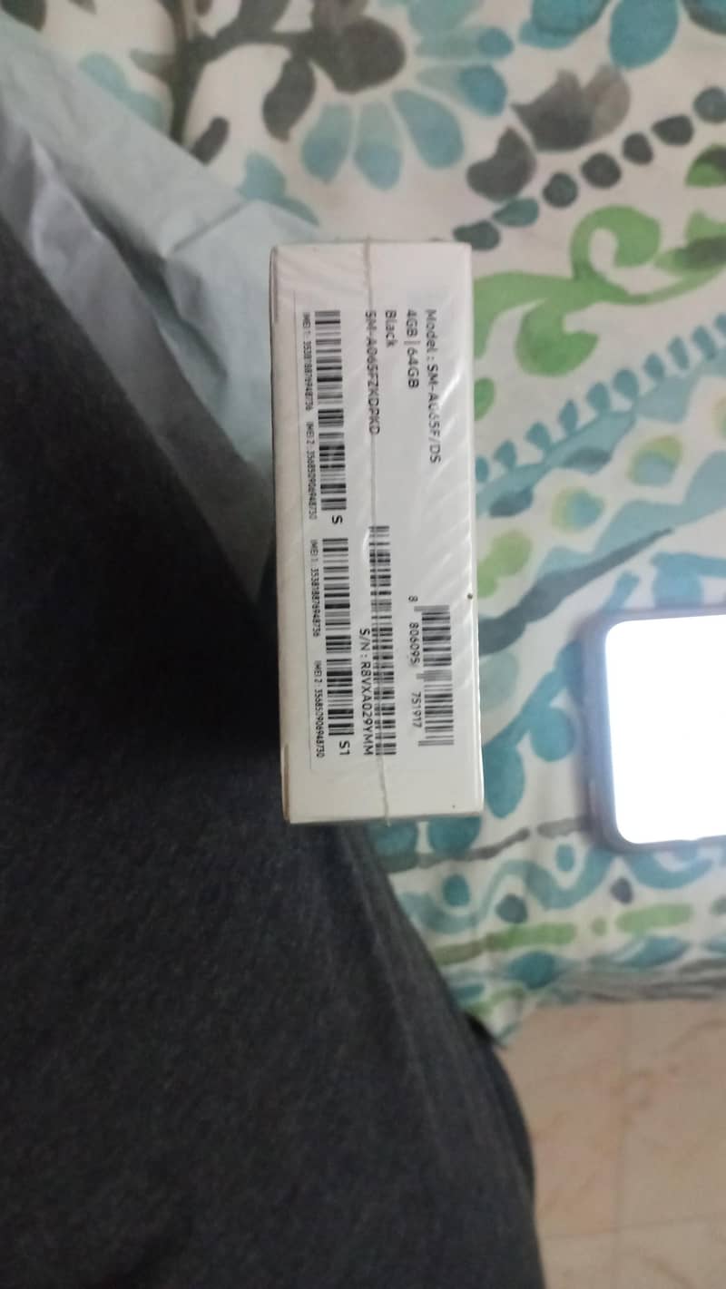 Samsung Mobile A06 2