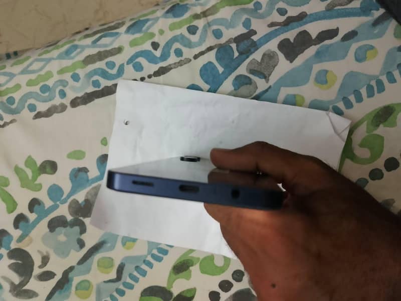 Samsung Mobile A06 9