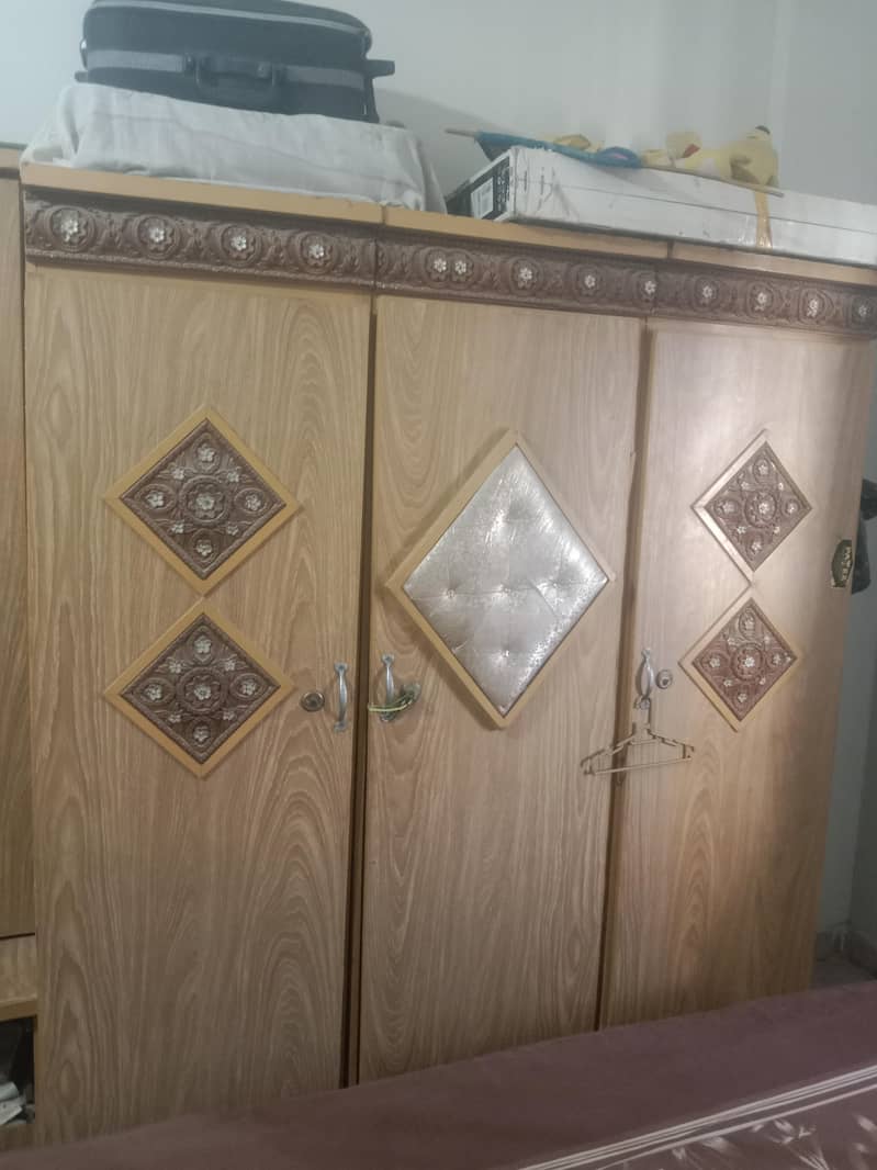 bedroom set 0