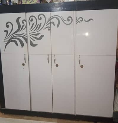 BEDROOM SET FOR SALE
