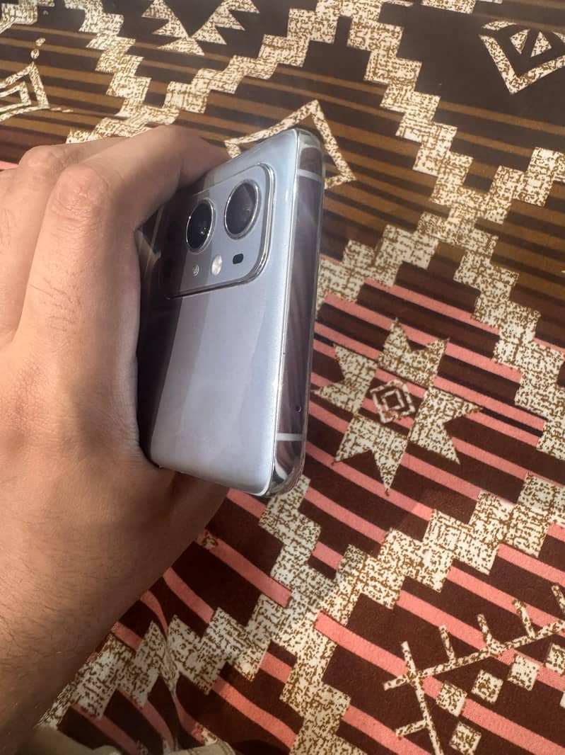 One Plus 9 Pro 5