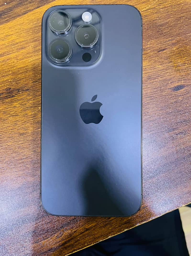 Apple iPhone 15 Pro 0