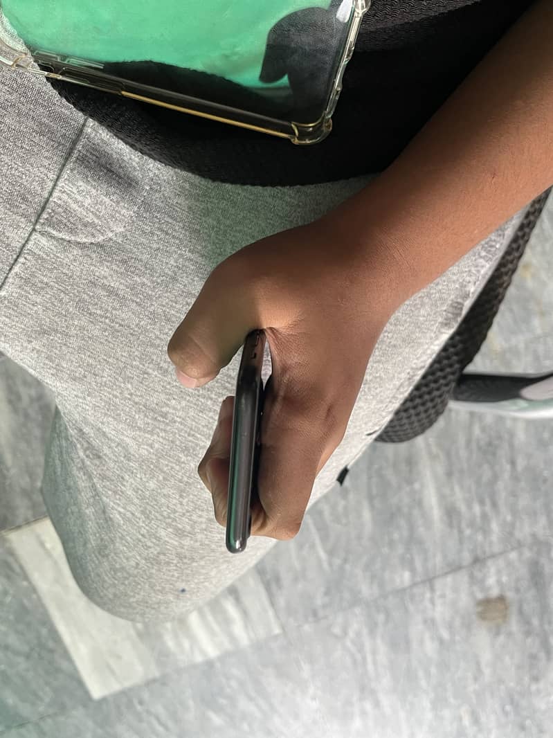 Apple iPhone 7 jv 4