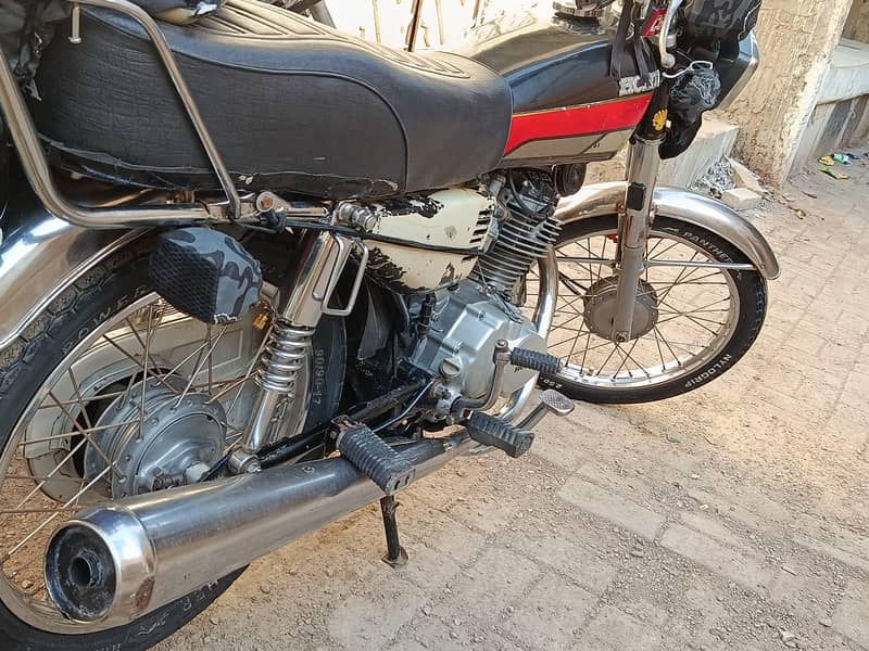 Honda 125 9