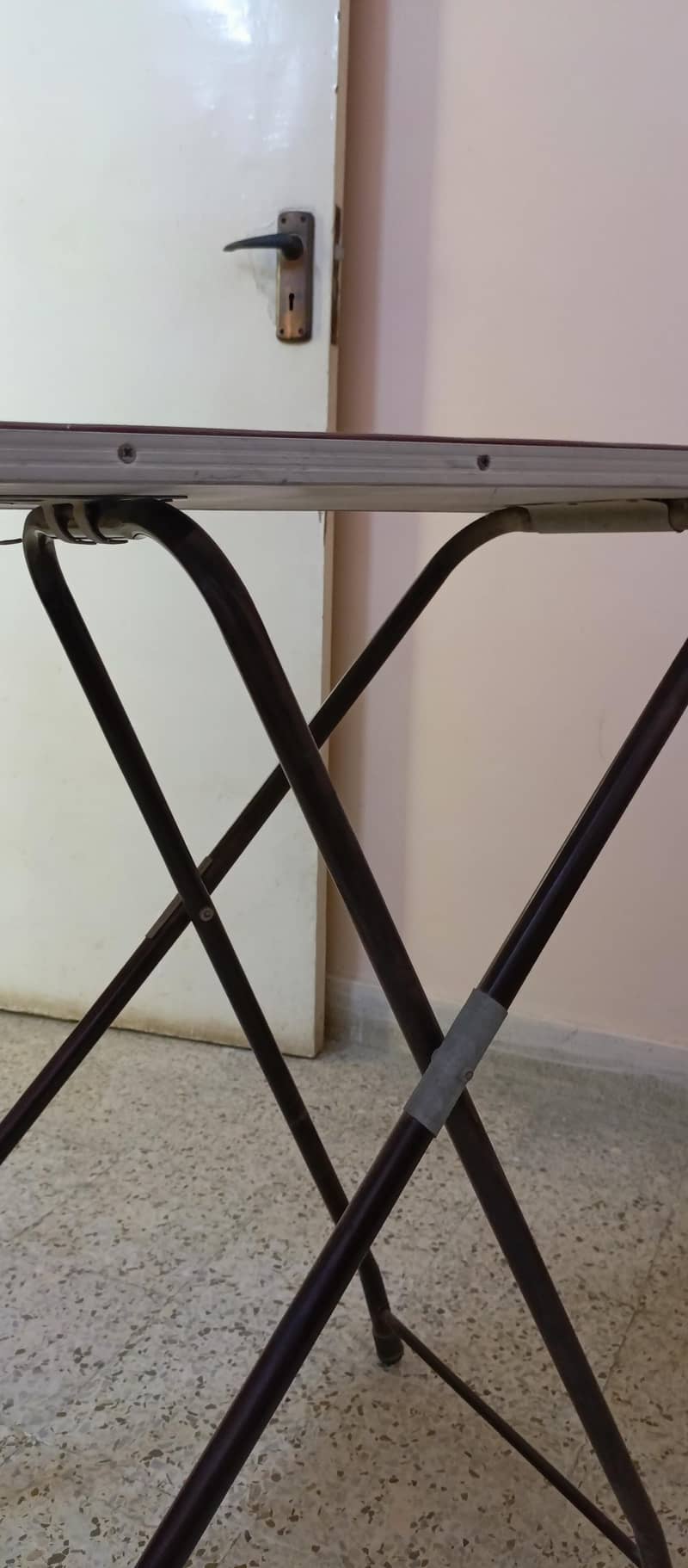 Iron Stand 1