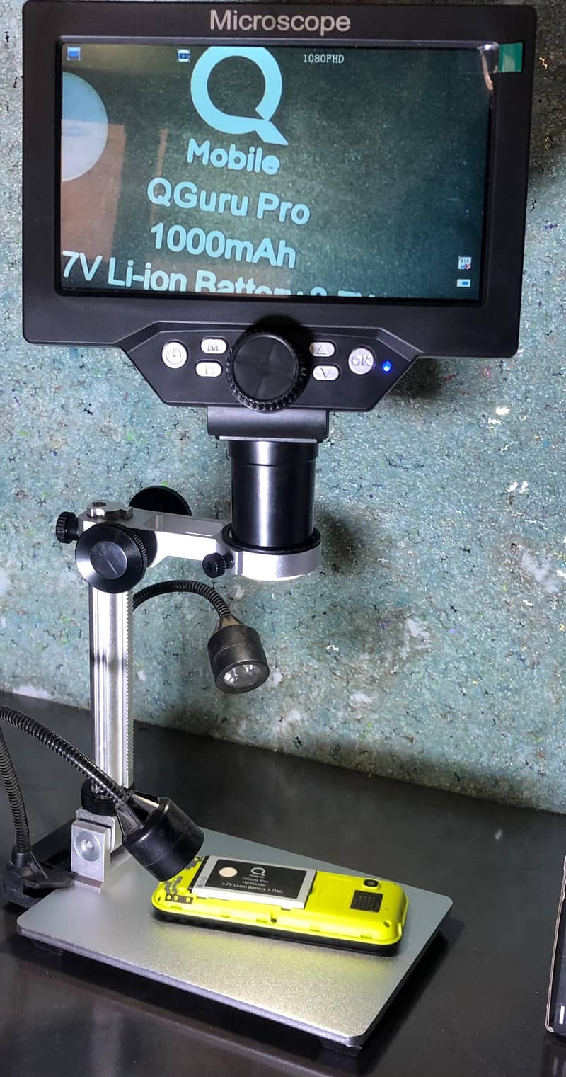 Portable LCD Digital Microscope 1